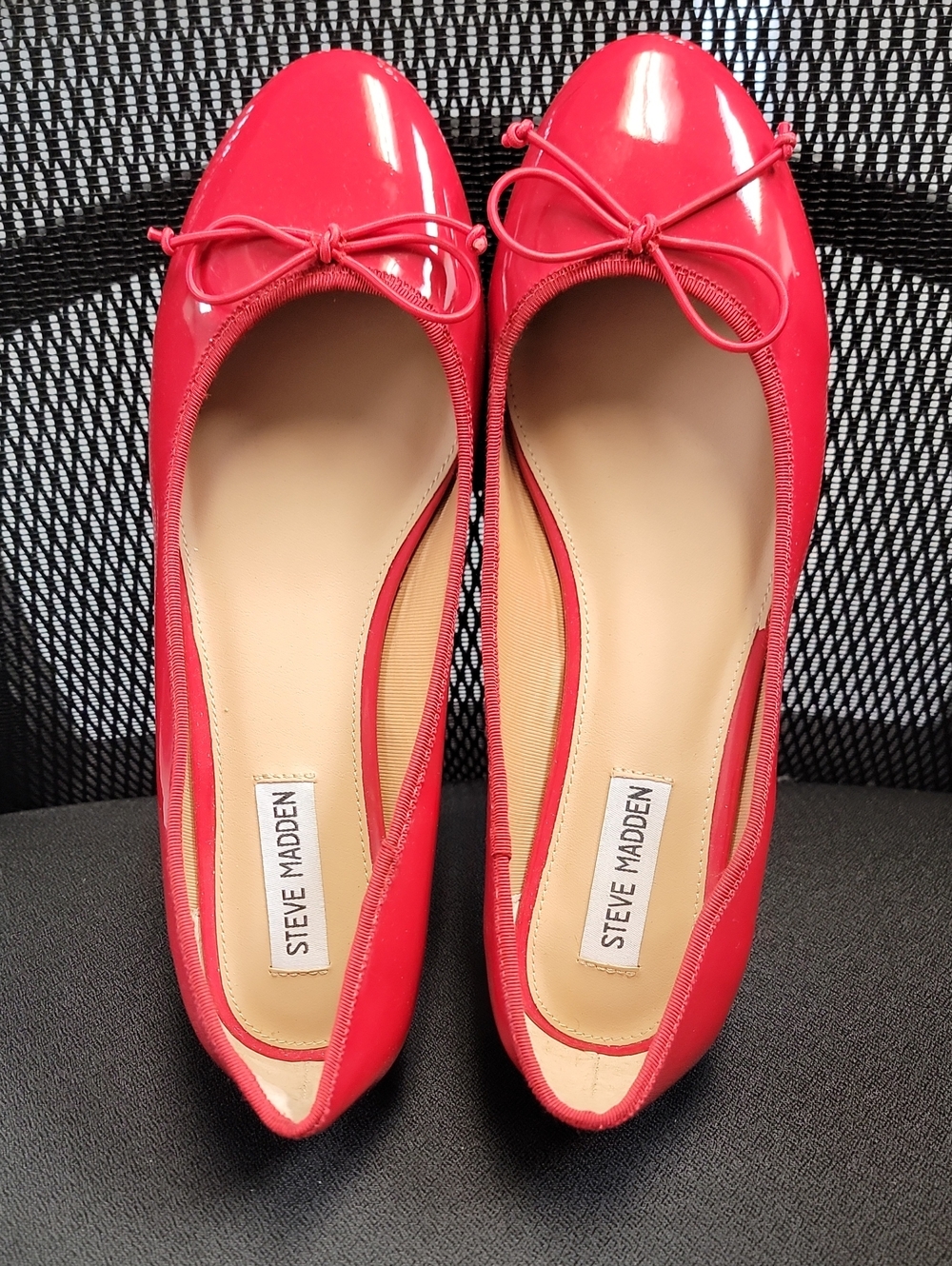 Steve Madden Bright Red Patent Ballet Flats with Bow